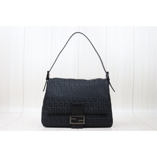 Rank A| FENDI Mamma Baguette Shoulder Bag Black |V24060624