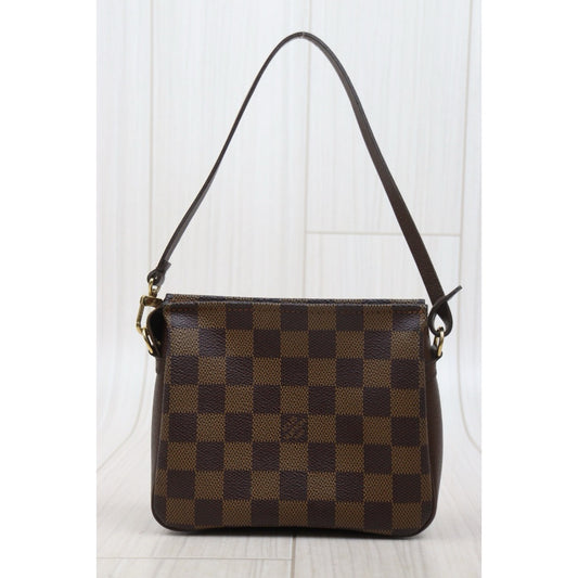Include Entrupy Certificate of Authenticity|Very Good ( Rank A)| Louis Vuitton Damier Truth make up |26011305