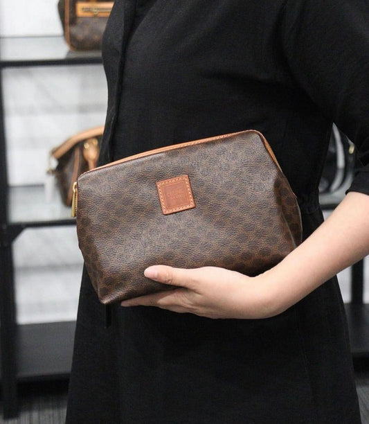 Rank AB | CELINE Macadam Pouch |23092217