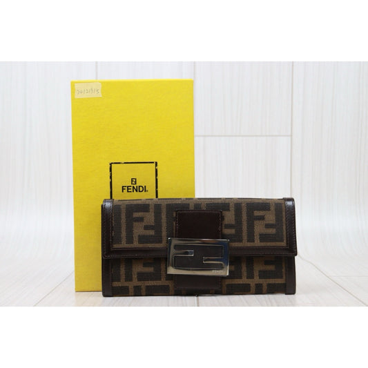 Excellent(Rank SA)|FENDI Zucca Mamma Wallet |24121915