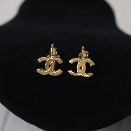 Rank AB |CHANEL COCO Earrings 18k Gold Plated |V23072715
