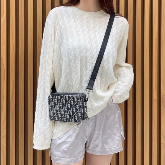 Include Entrupy Certificate of Authenticity|Good ( Rank AB) | Dior Trotter Safari Oblique Shoulder Bag|S26031804