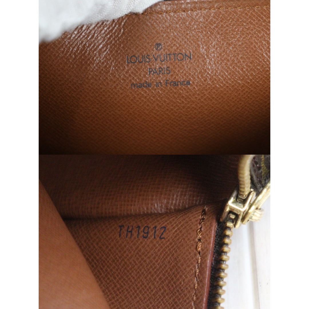 Rank AB | LV Monogram Papillon 26 Handbag |V24071511