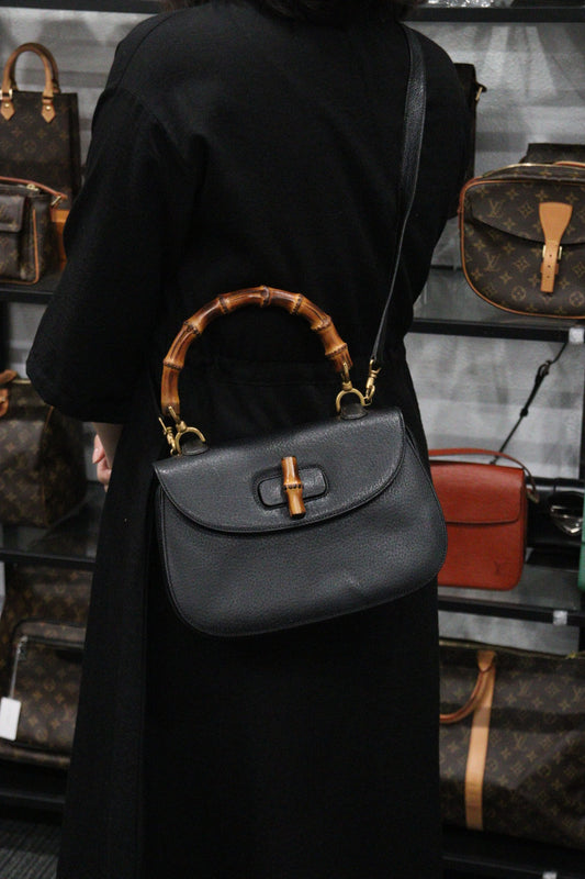 Rank AB | GUCCI Bamboo Box Leather Black Hand Bag |23122116