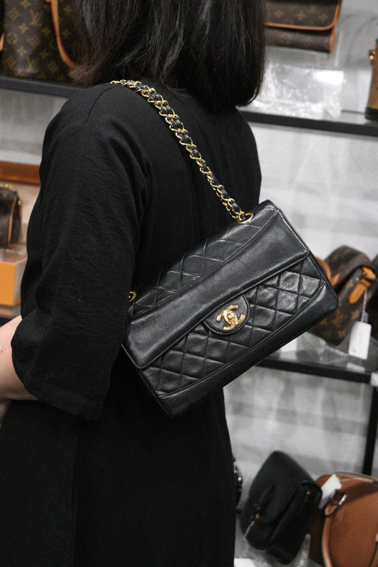 Rank A | CHANEL Matrasse Lamb Skin Chain Shoulder Bag 25 Made In 1989~1991 Year |23121113