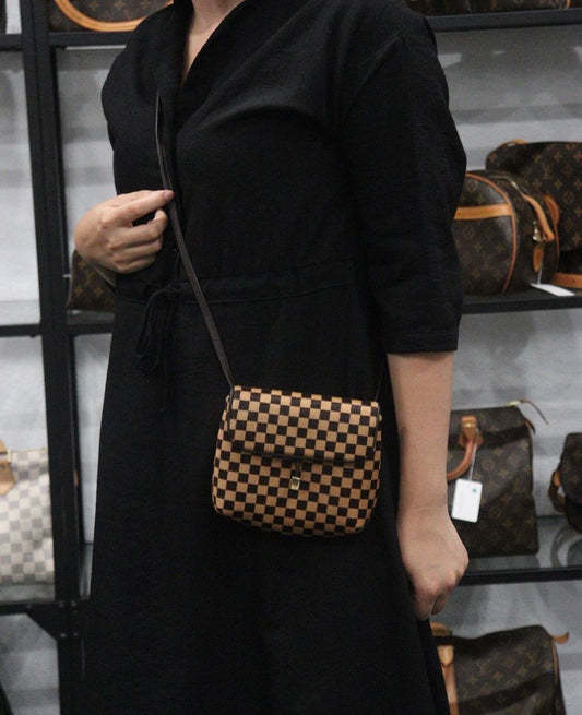 Rank A | LV Gazelle Damier Sauvage Halaco Shoulder Bag Brown |23101303