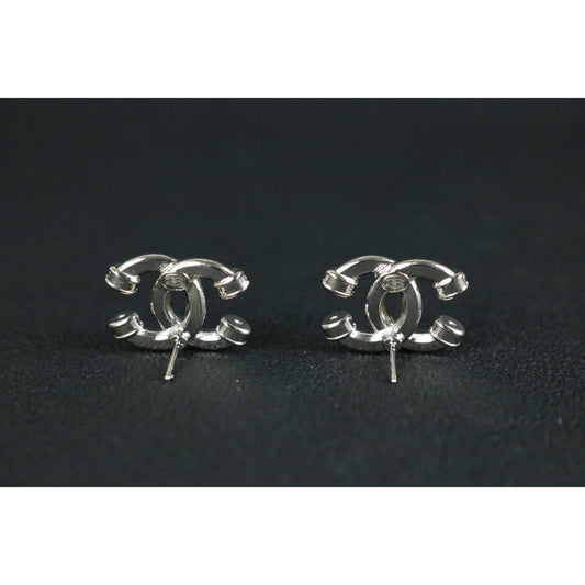 Include Authentic Detective Certificate of Authenticity|Excellent(Rank SA)| CHANEL A24V Coco Mark Rhinestone Silver Earrings Made In 2024Year|S26013018