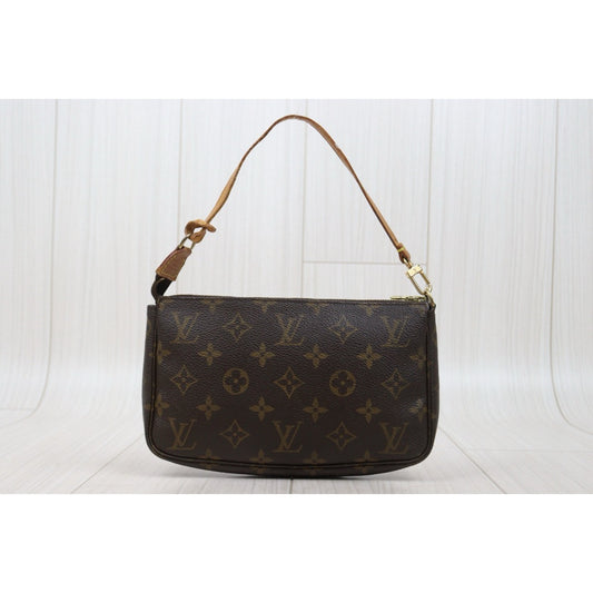 Fair ( Rank B)|LV Monogram Pochette Accessoires |25093002