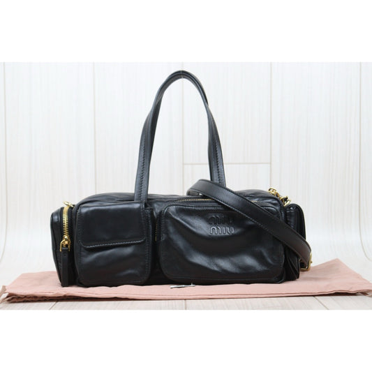 Very Good ( Rank A)|MiuMiu Lamb Skin Pocket Nappa Hand Bag Shoulder Bag Black|Y25072803