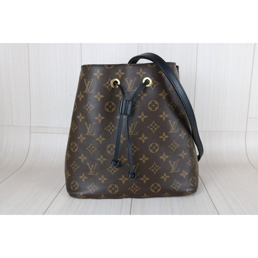 Very Good ( Rank A)| LV Monogram Neo Noe Shoulder Bag Black Current Model |S25110304