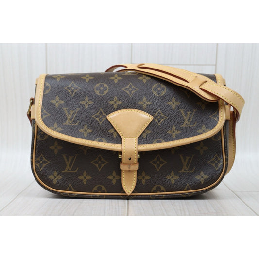 Very Good ( Rank A)|LV Monogram Sologne ShoulderBag|25061918