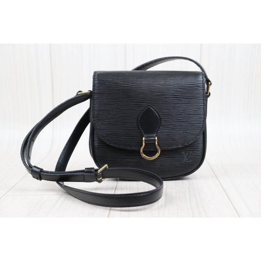 Rank A | LV Epi Saint Cloud PM Shoulder Bag |V23110919
