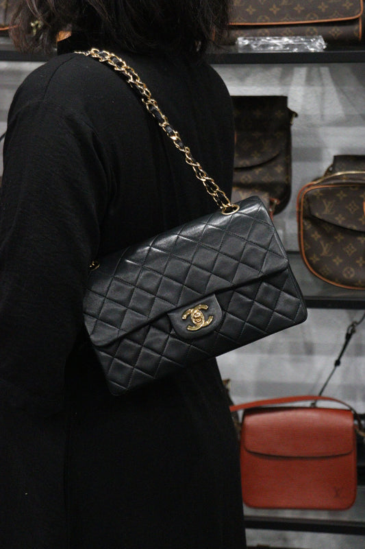 Rank AB | CHANEL Matrasse Double Flap 23 Shoulder Bag Black Made In 1986-1988 Year|23122401