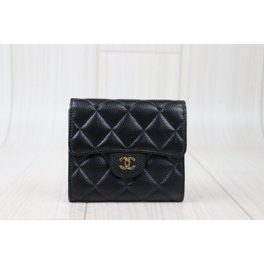 Very Good ( Rank A)|Chanel Caviar Skin Black Wallet|24080914