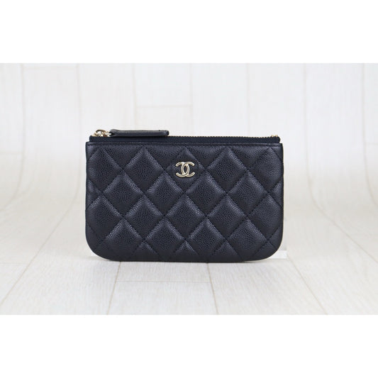 Very Good ( Rank A) |CHANEL Caviar Skin Leather Calf Leather Card Holder Black Made In 2016- 2017 Year|S25040302