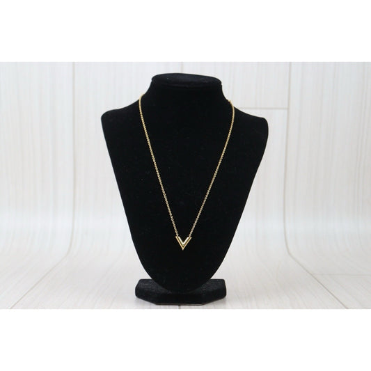 Very Good ( Rank A) | LV Collier Essential V Necklace |24090908