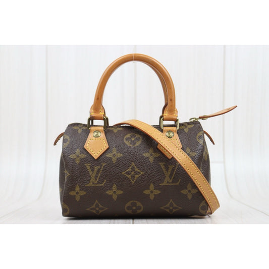 Good ( Rank AB)| LV Monogram Mini Speedy Handbag With Shoulderstrap|25082901