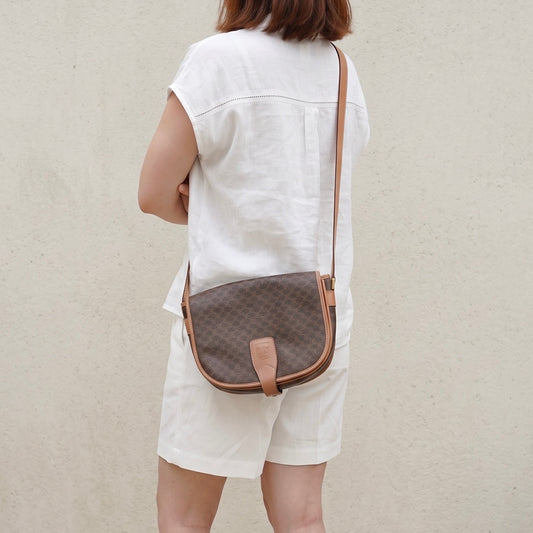 Include Entrupy Certificate of Authenticity|Good ( Rank AB)| CELINE Macadam Saddle Shoulder Bag |26071305