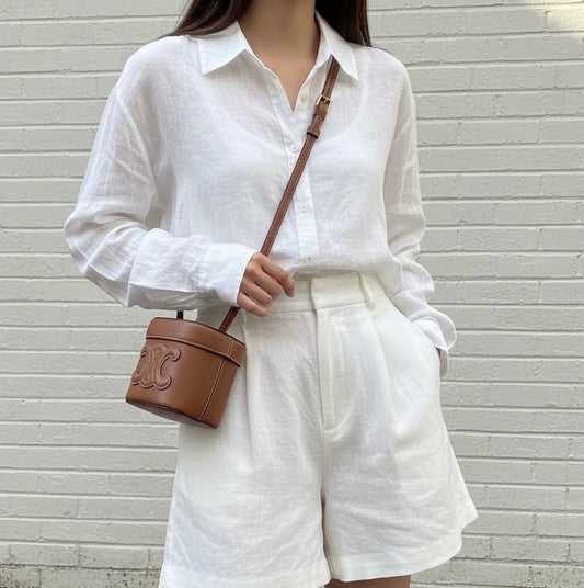 Include Entrupy Certificate of Authenticity|Very Good ( Rank A)| CELINE Box Triomphe Calf Leather Shoulder Bag Caramel PM |S26052003