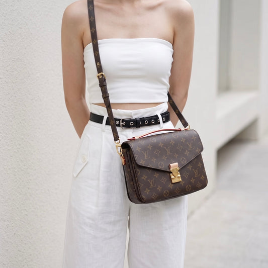 Include Entrupy Certificate of Authenticity|Very Good ( Rank A)|Louis Vuitton Monogram Pochette Metis ShoulderBag |S26072538