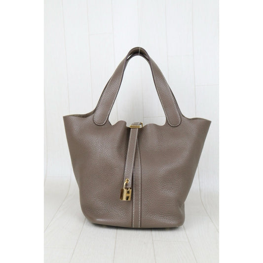 Good ( Rank AB)| Hermes Picotin Lock 22 TC Leather HandBag Etoupe Gray Z Stamp Made In 2021 Year|H25081803