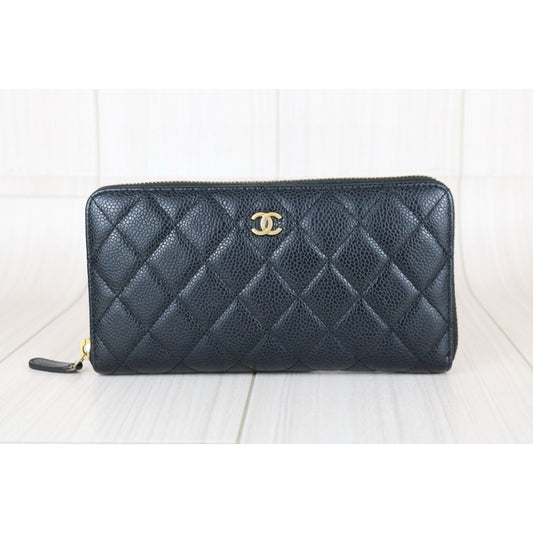Very Good ( Rank A)|CHANEL Caviar Skin Black Long Wallet Made In 2015 - 2016 Year|X25040303