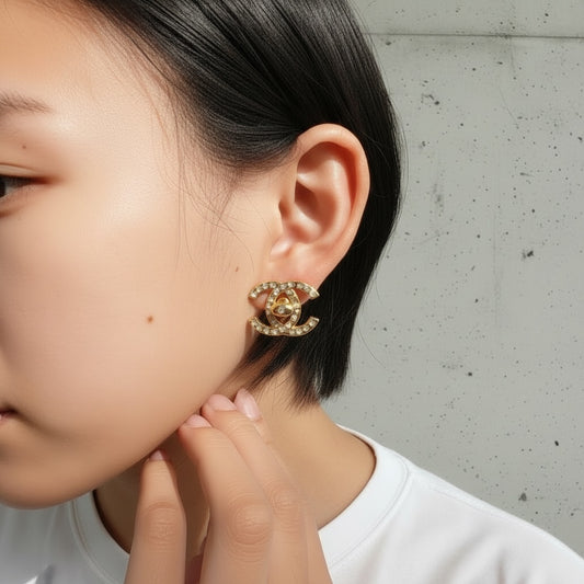 Include Authentic Detective Certificate of Authenticity|Very Good ( Rank A) |CHANEL 96A Vintage Rhinestone Earrings Made In 1996 Year |26041311