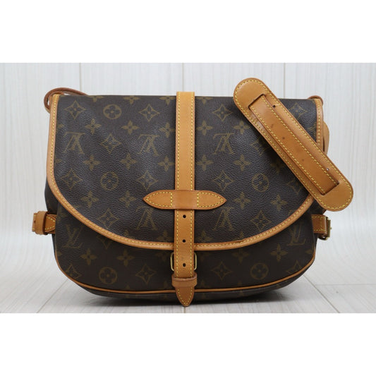 Good ( Rank AB)| LV Monogram Saumur 30 Shoulder Bag|25102809