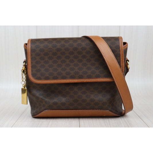 Rank AB| CELINE Macadam Shoulder Bag |V24012526