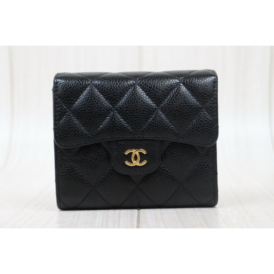 Very Good ( Rank A)|Chanel Caviar Skin Black Wallet|S24111229
