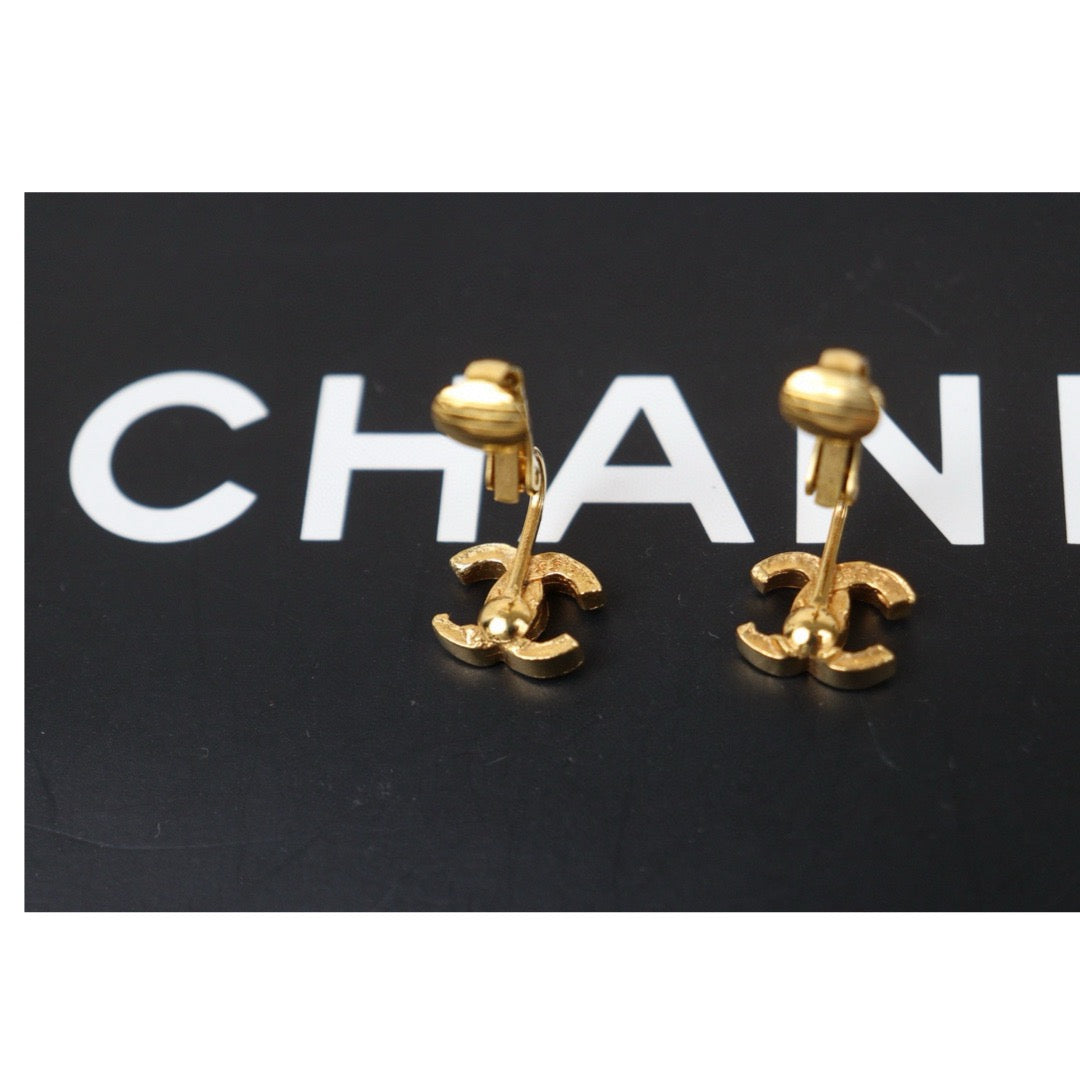 Very Good ( Rank A) |CHANEL COCO Earrings 18k Gold Plated |24112808