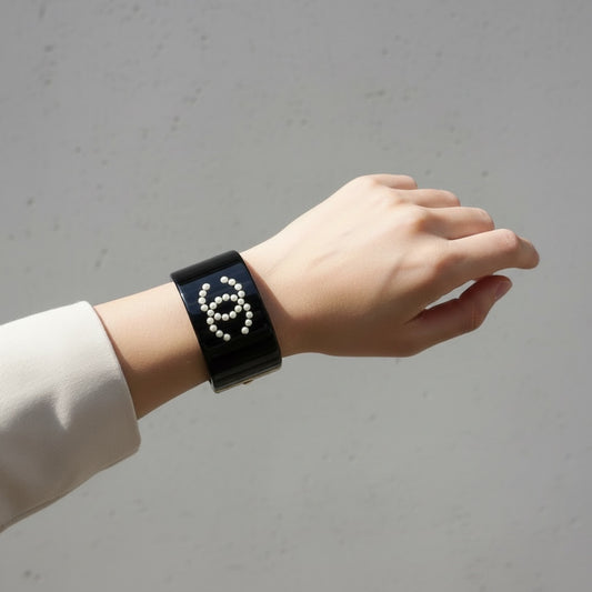 Include Authentic Detective Certificate of Authenticity|Very Good ( Rank A) | CHANEL Coco Mark Pearl Acrylic Bracelet |S26053004