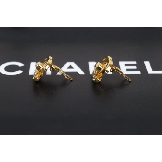 Very Good ( Rank A)|CHANEL Vintage 18K Gold Plating Earrings Made In 1996 Year |V25030620