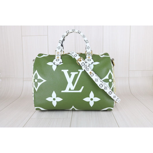 Very Good ( Rank A) | LV Monogram White and Green Speedy 30 Hand Bag With Shoulder Strap Limited edition|B25030104