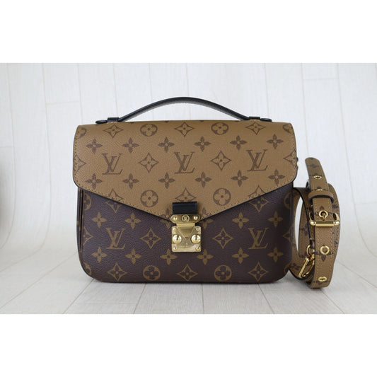 Include Entrupy Certificate of Authenticity|Excellent(Rank SA)|Louis Vuitton Monogram Pichette Metis ShoulderBag|S26030830