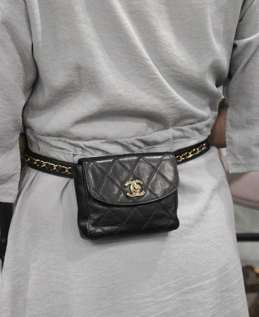 Rank A | CHANEL Matrasse Lambskin Waist Bag|23082619