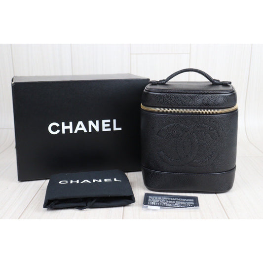 Rank A| CHANEL Caviar Skin Vanity Handbag Made In 1994~1996 Year |23101802