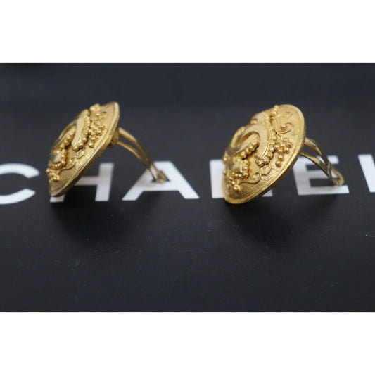 Very Good ( Rank A) | CHANEL 96A Coco Mark Golden Vine Earrings Made In 1996Year|26030507
