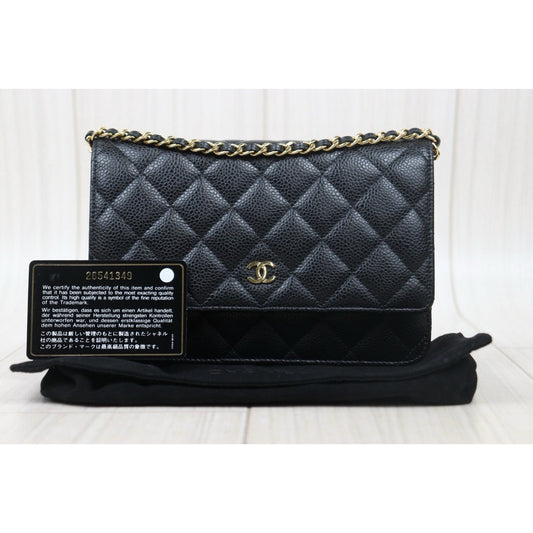 Good ( Rank AB)| CHANEL Matelasse Caviar Skin Chain Wallet Black Gold Hardware Made in 2018-2019Year |24110101
