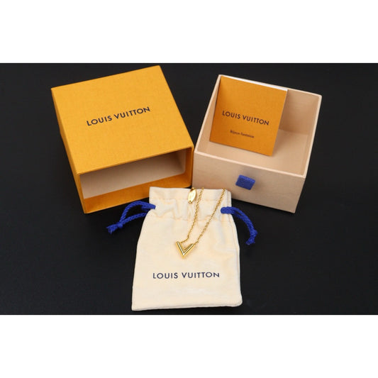 Very Good ( Rank A) | LV Collier Essential V Necklace |24110707