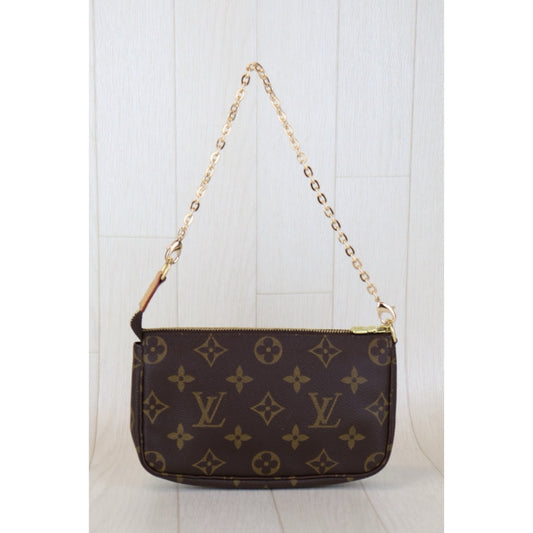 Excellent(Rank SA)| LV Monogram Pochette Accessoires |H24102401