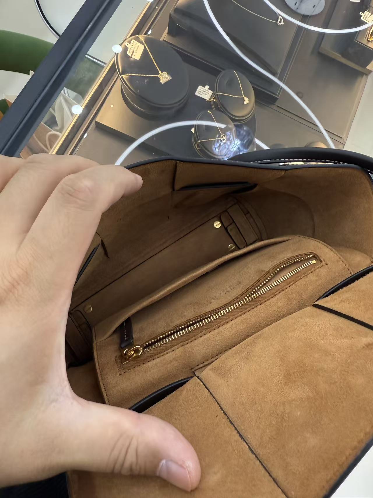 Bottega Veneta arco 33 Bag Brown