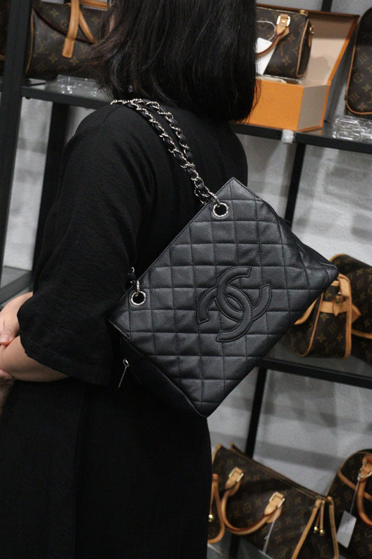 Rank A | CHANEL Matrasse Caviar Skin PST Hand Bag Black Made in 2008-2009 Year|23102807
