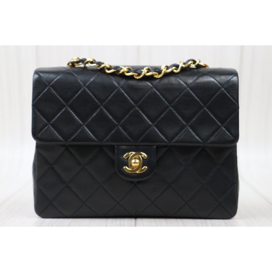 Rank A| CHANEL Black Lanbskin Square 20 Shoulder Bag Made In 1989~1991Year |P24061131