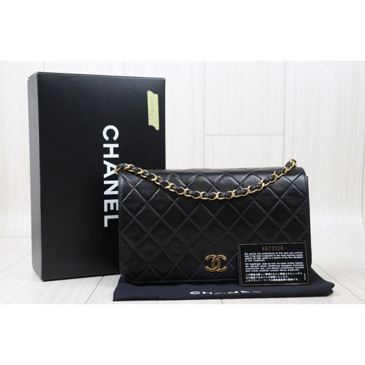 Very Good ( Rank A)| CHANEL Matrasse Lamb Skin Chain Bag Made in 1996-1997 Year|24050627