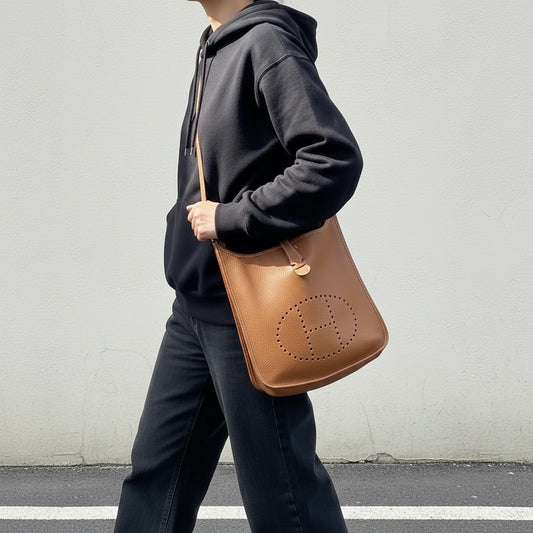 Include Entrupy Certificate of Authenticity|Good ( Rank AB)| HERMES TC Leather Evelyne 33 Shoulder Bag Golden Brown □R Stamp Made In 2014Year|W26040824