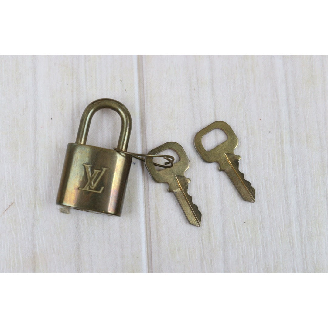 Wholesale|Good ( Rank AB)| 25031310