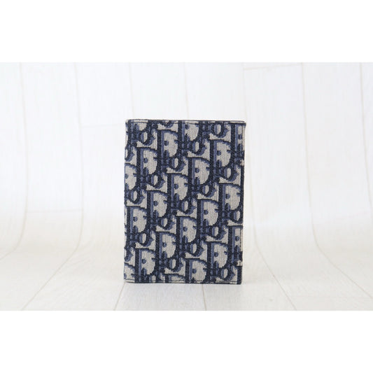 Very Good ( Rank A)| Dior Trotter Passport Cover |S25090104