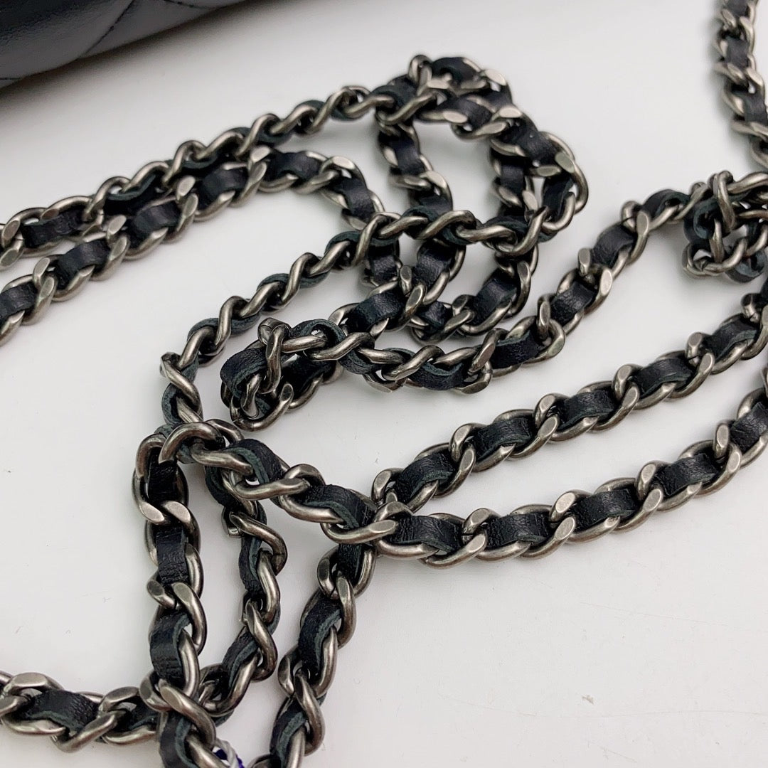 Rank AB| CHANEL Matelasse Lamb Leather 2.55 Chain Wallet Black Silver Hardware |2304163