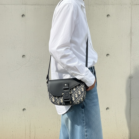 Include Entrupy Certificate of Authenticity|Good ( Rank AB) | Dior Trotter Leather Saddle Shoulder Bag|S26031509